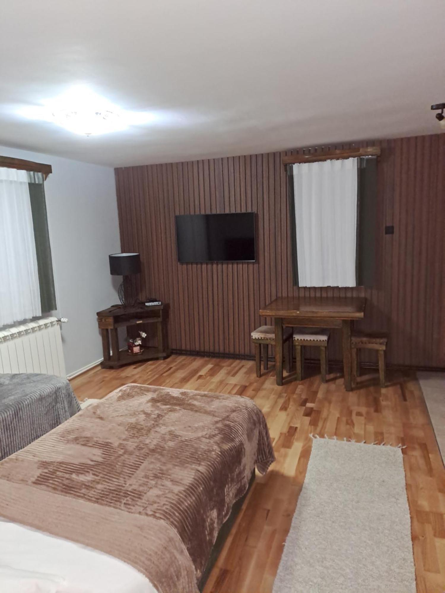 Rooms And Apartmants Mirovic Kolašin Quarto foto